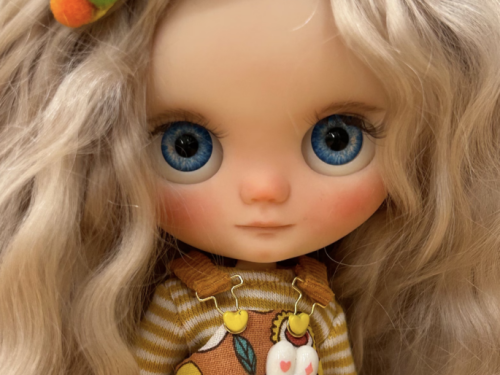 Middie Blythe Doll Astrid